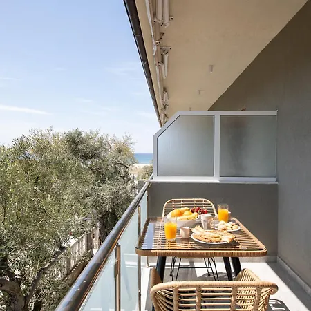 Olivento Front ゲストハウス 3*