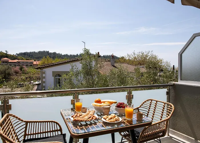 Penzion Olivento Front Potos